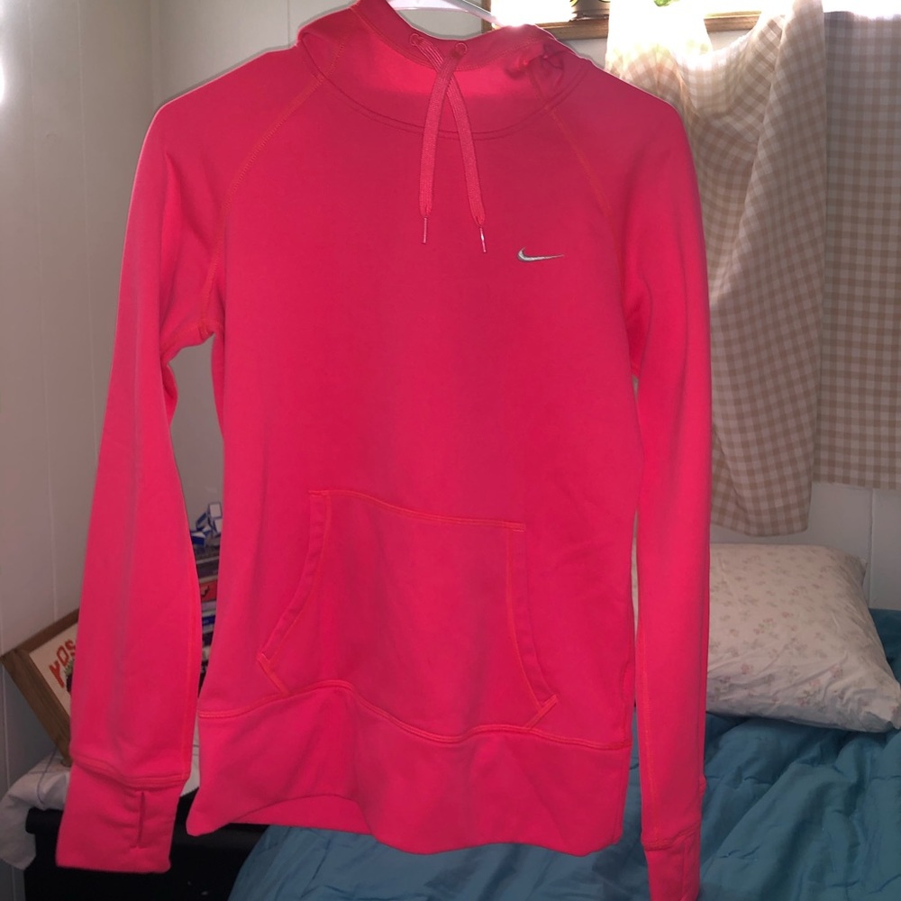 Nike Therma Fit Hoodie bright pink Small